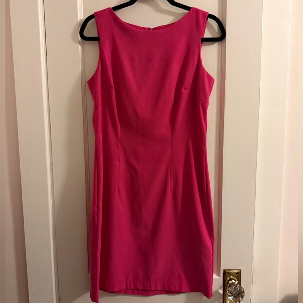 Elegant Pink Sleeveless Dress